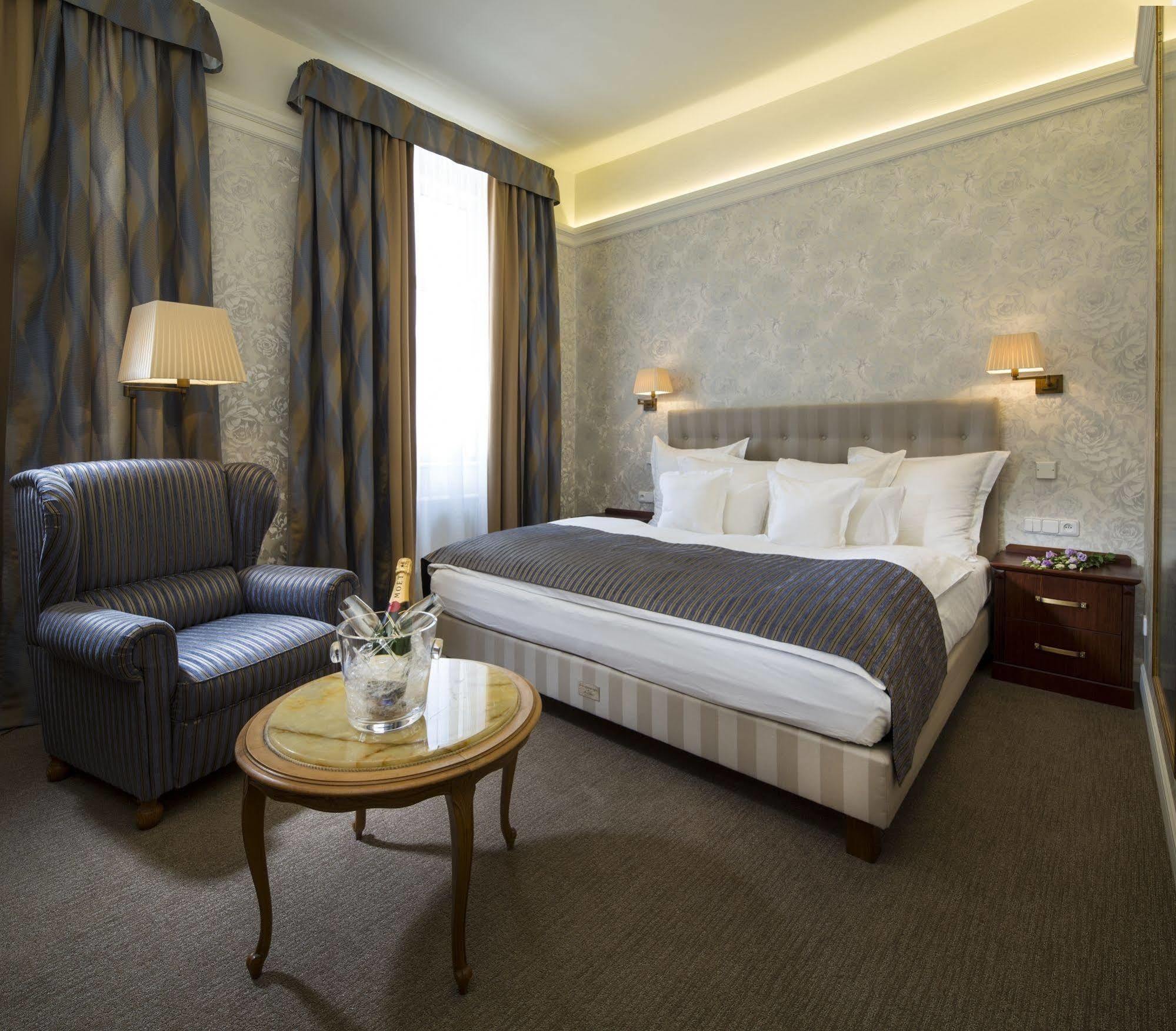 Hotel Julian Praha